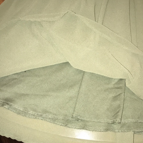 Green Midi - Picture 4 of 4